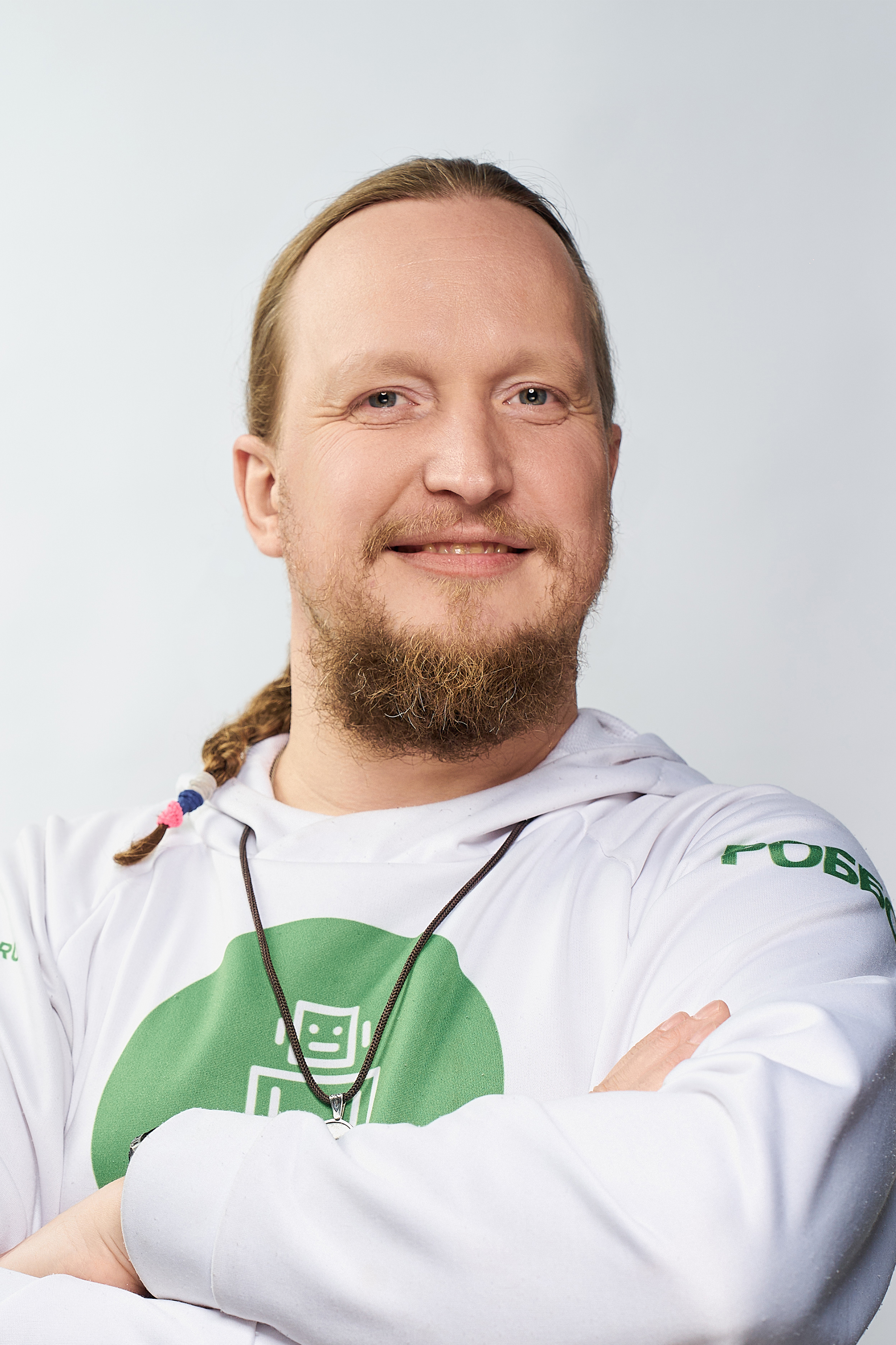 Павел Фролов